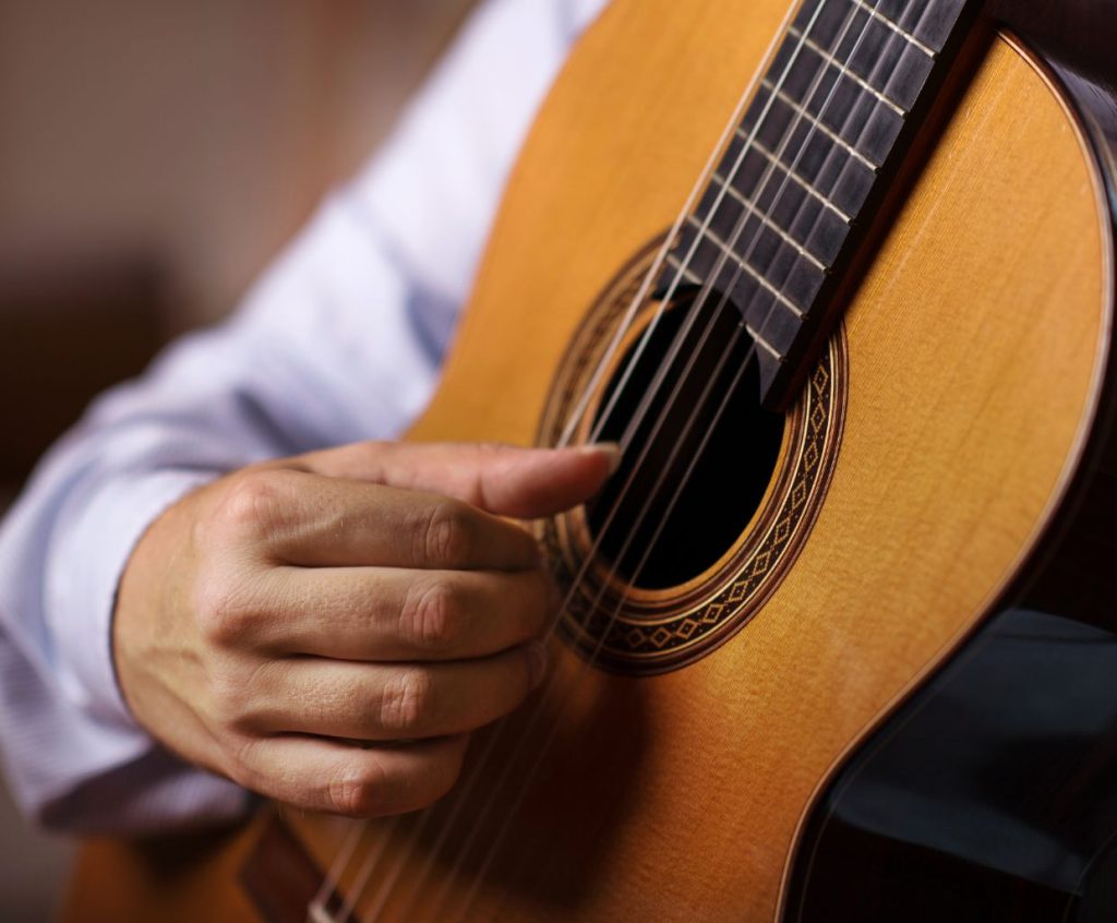 review of Yamaha CG 122-MCH